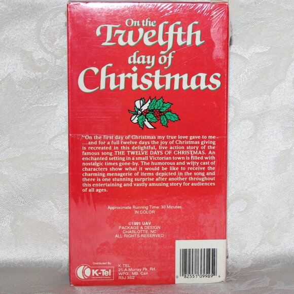 Christmas Movie | VHS Factory Sealed - Picture 2 of 9